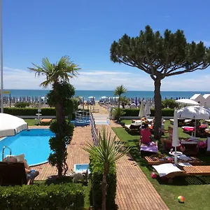 Universo Hotel